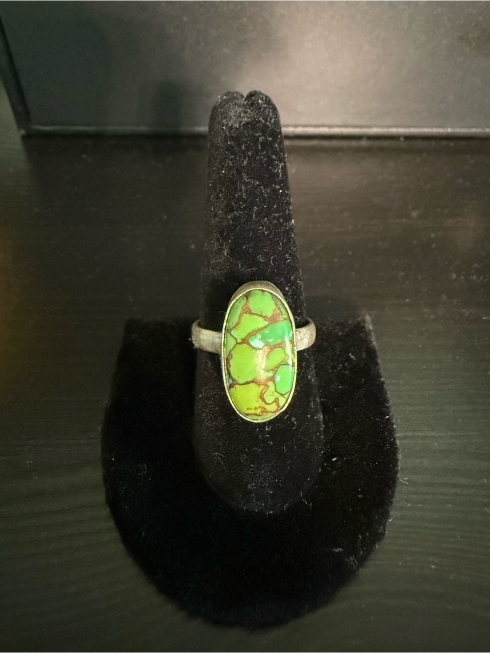 Green Turquoise Oval Stone Silver Ring - Unbranded